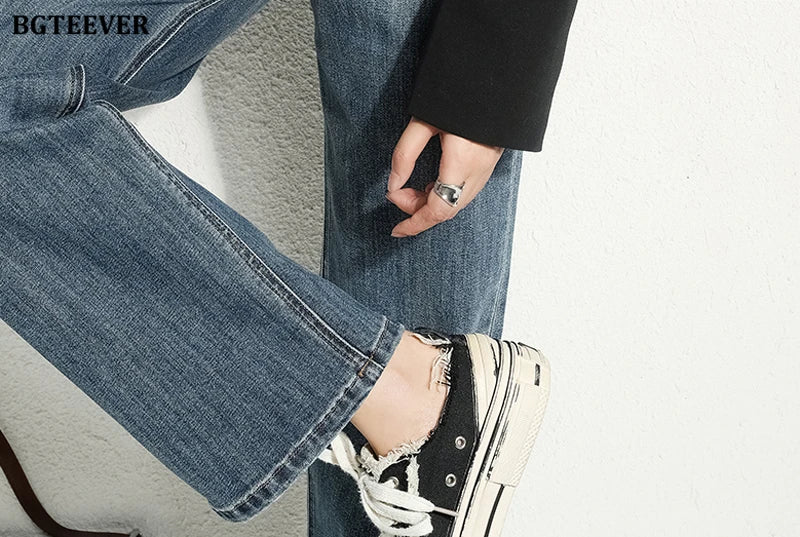 BGTEEVER Vintage Double Buttons Straight Jeans Pants Women Spring Autumn High Waist Loose Pockets Female Wide Leg Denim Trousers