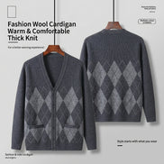 A dark blue-gray knit cardigan sweater shown from both front and back on wooden hangers against a dark gray background, with Chinese promotional text overlays.