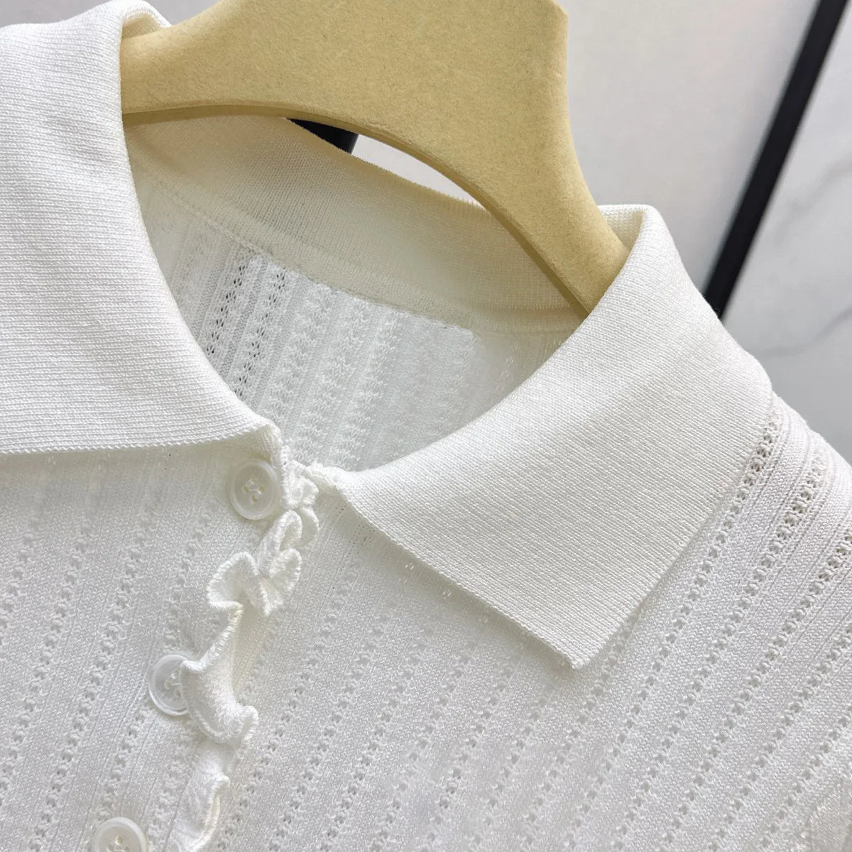 High Quality Women Polo Collar Knit Top Short Sleeve Ruffle Placket Slim Fit Hollow Rib Short Shirt lyt26714117