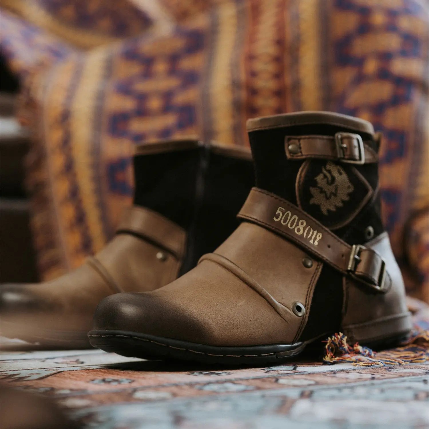 Men's Ankle Boots High Quality Cowboy Boots Men Metal Buckle Side Zipper Motorcycle Boots Gothic Boots Retro Western Boots