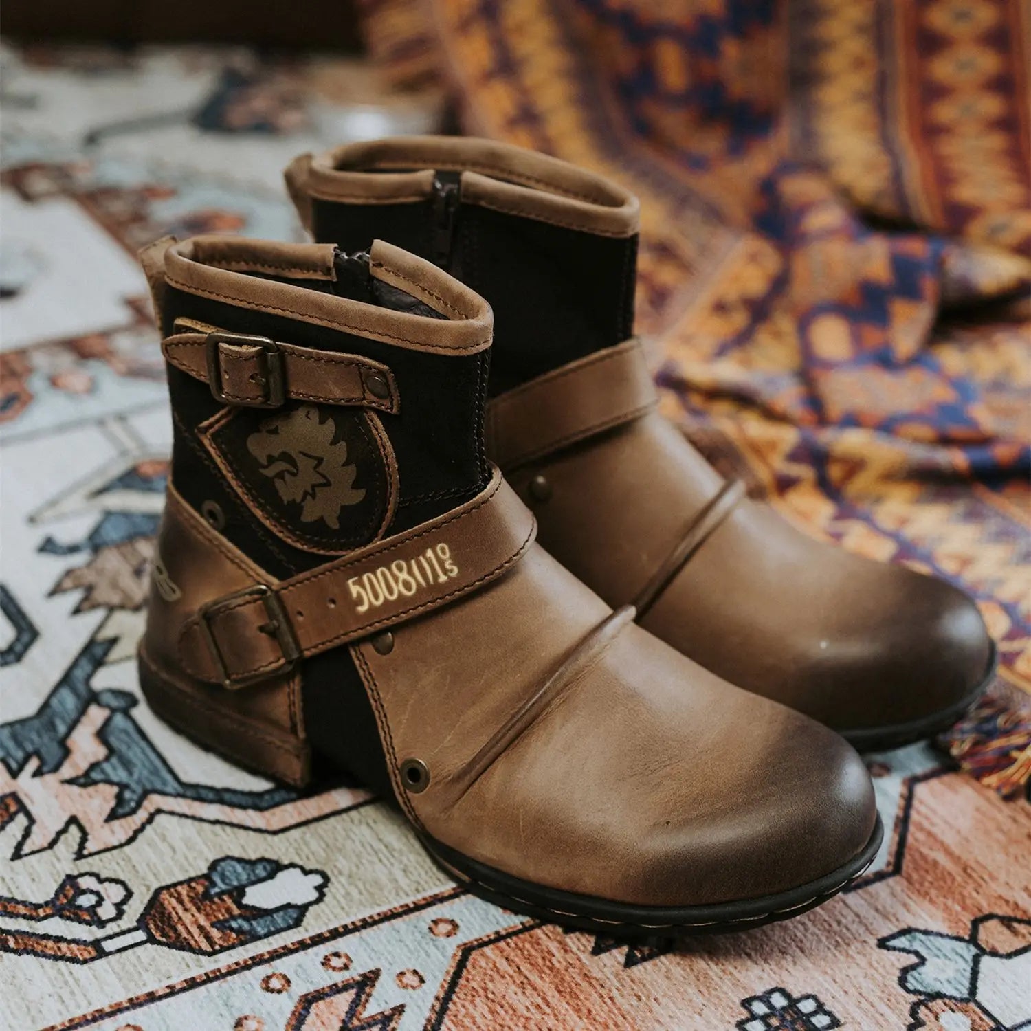 Men's Ankle Boots High Quality Cowboy Boots Men Metal Buckle Side Zipper Motorcycle Boots Gothic Boots Retro Western Boots