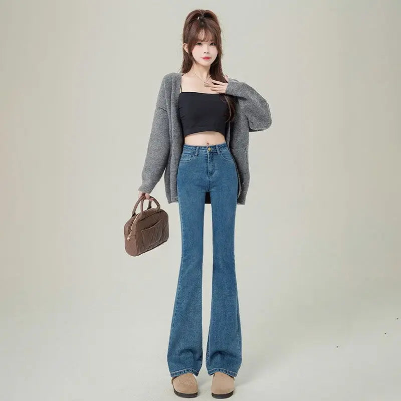 Versatile high-waisted flared jeans for women2024New slim-fit horsehair pants with a niche fashion sense in vintage blue