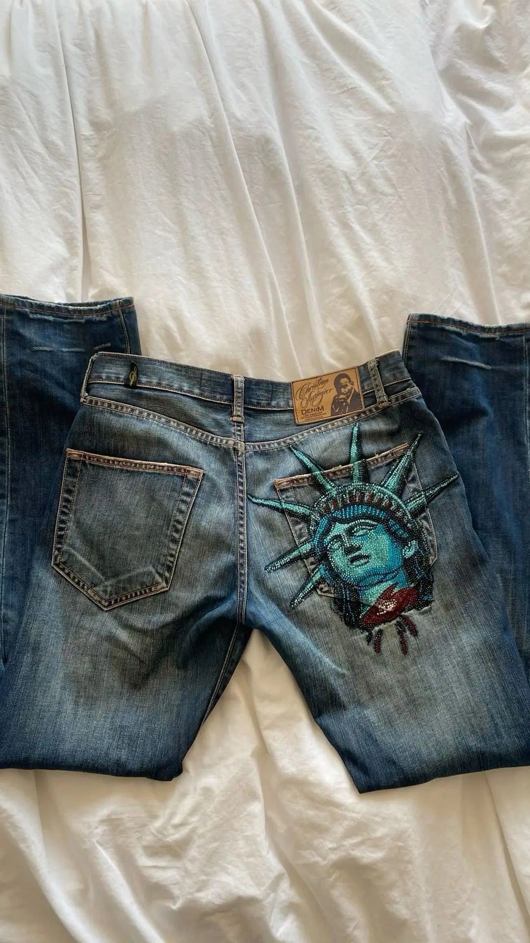 High Waist Wide Leg Denim Jeans with Statue of Liberty Diamond Design