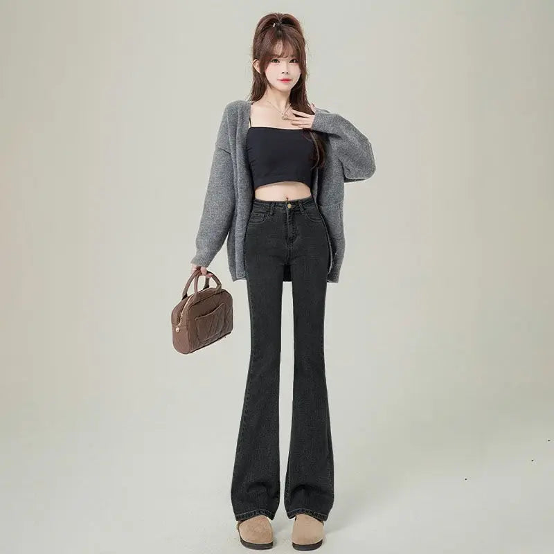 Versatile high-waisted flared jeans for women2024New slim-fit horsehair pants with a niche fashion sense in vintage blue